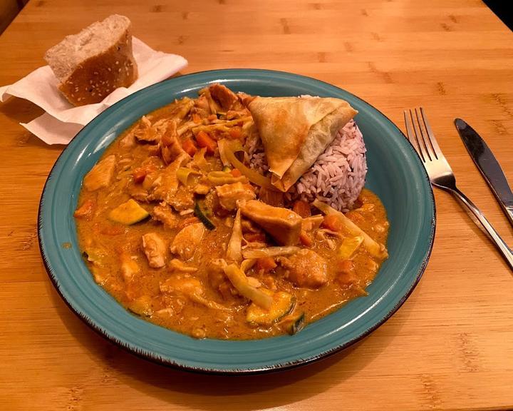 Red Curry House